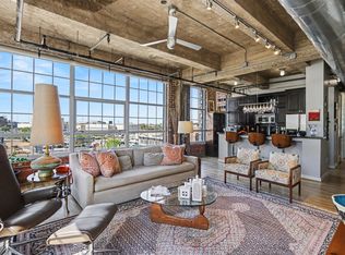 204 Travis St APT 4E, Houston, TX 77002