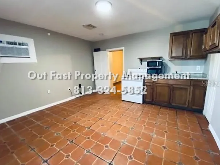 9718 N Nebraska Ave #1 — Photo 10