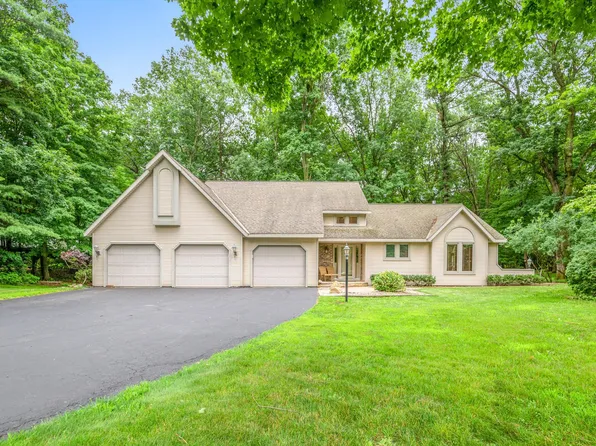 3081 Big Timber Cir, Suamico, WI 54313