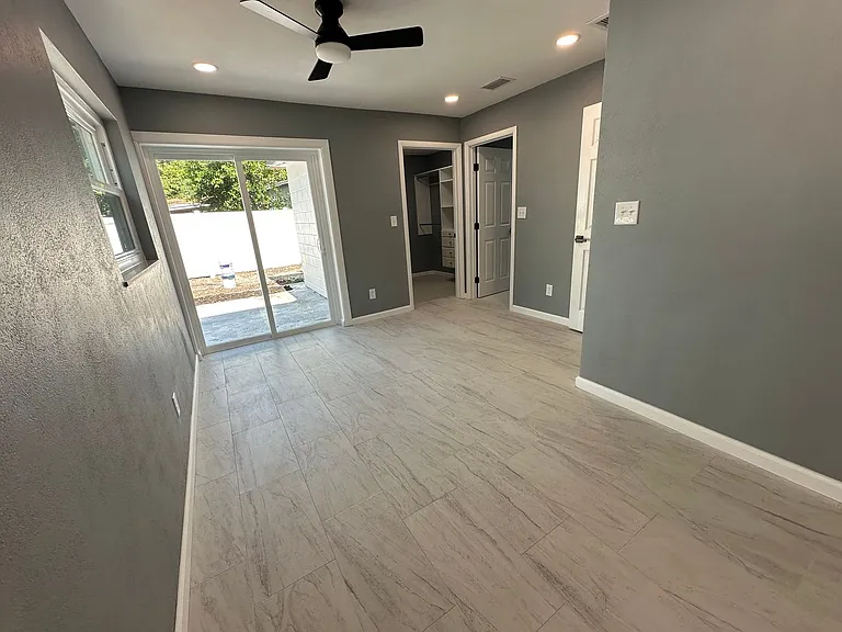 740 16th Ave SW — Photo 12