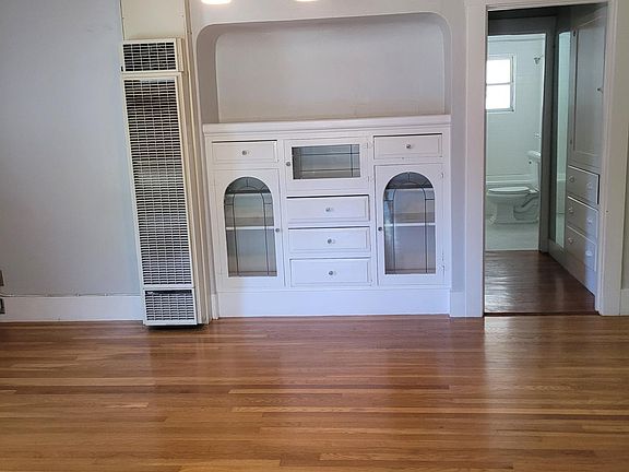 4th image of 3334 J St