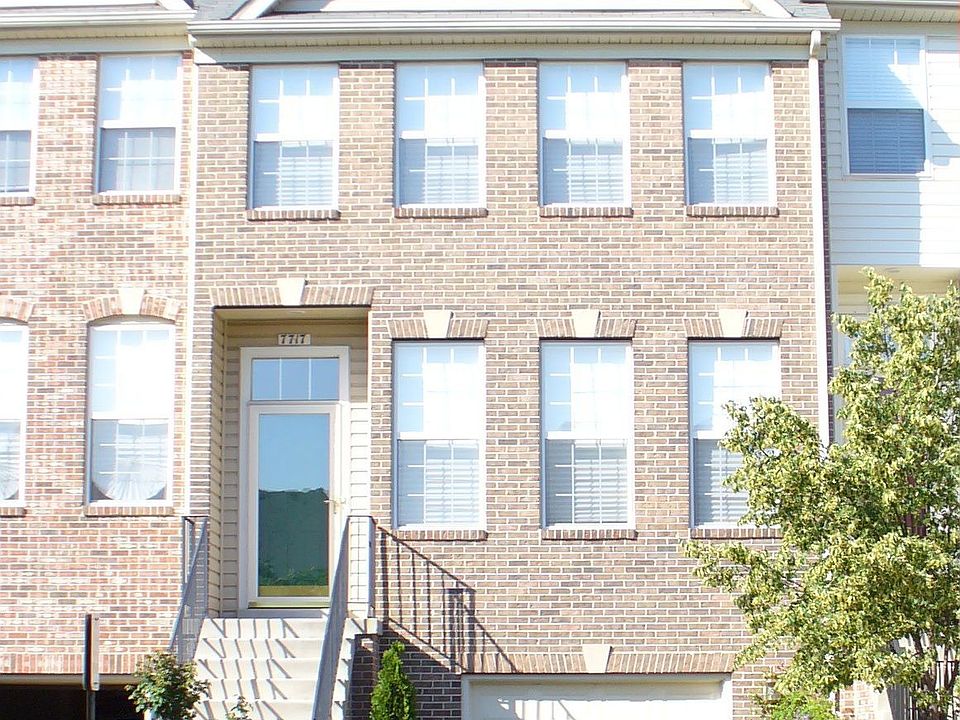 7717 Sullivan Circle, Alexandria, VA 22315