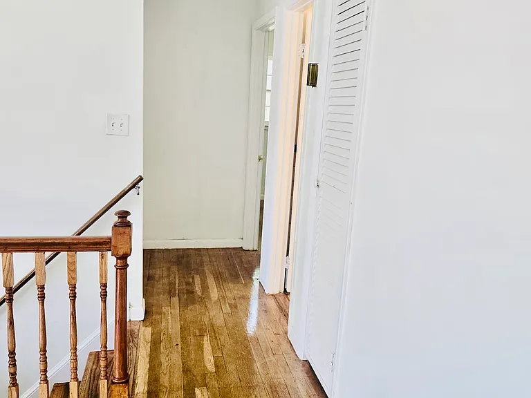 1511 Frances Dr — Photo 9