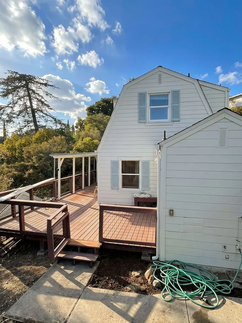 Now Available! | $3,850 | Charming 3br/2ba Castro Valley Hillside Home W/ Scenic Views! — Photo 2