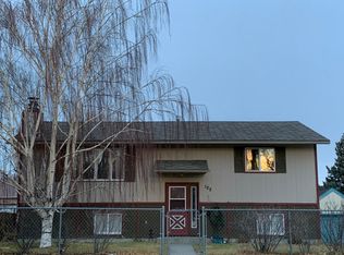 122 5th Ave SE, Cut Bank, MT 59427