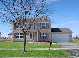 321 Settler Rd, Dekalb, IL 60115