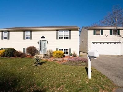 50 Laplante St, Fall River, MA, 02724
