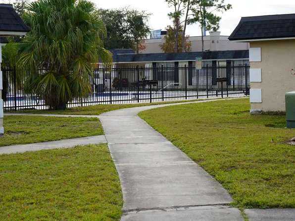 Chateau Orleans, 3131 W Oak Ridge Rd #07d124e97, Orlando, FL 32809