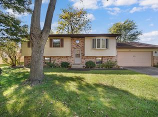 824 N Indiana St, Griffith, IN 46319