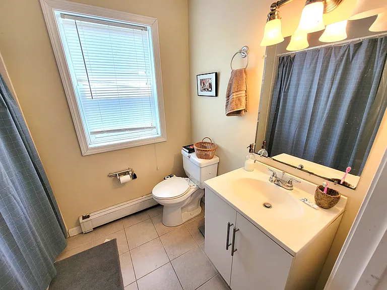 1096 N Shore Rd #2 — Photo 7