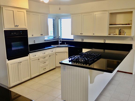 Large Kitchen