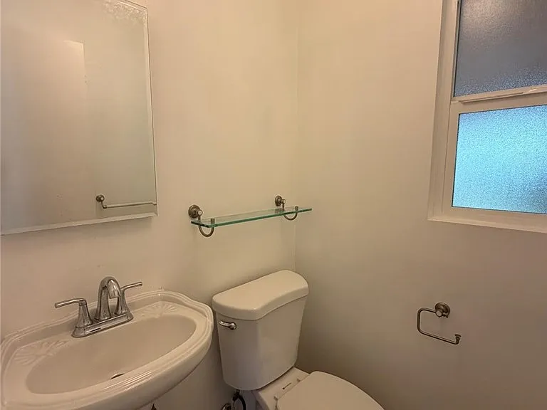 5937 Sultana Ave — Photo 17