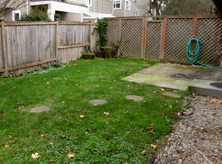 9406 Fremont Ave N, Seattle, WA 98103