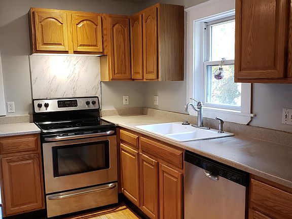 Kitchen with brand new dishwasher