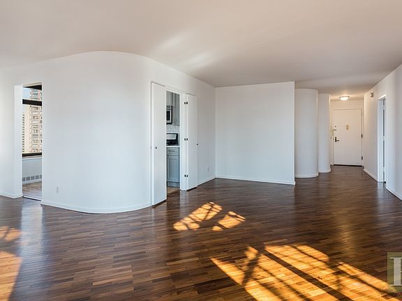 3rd image of 400 E 70th St APT 2403