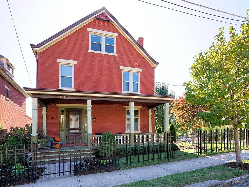 1st image of 1681 Pullan Ave