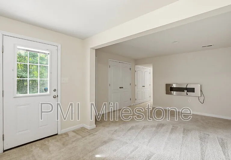 100 Bertelli Ct — Photo 24