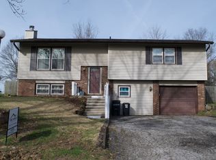 61 N Broadview Ct, Columbia, MO 65201