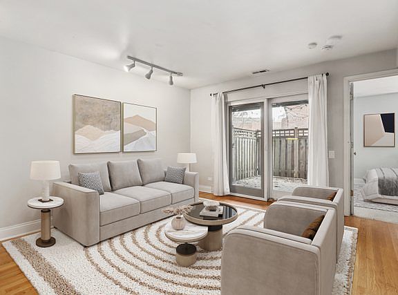 2nd image of 2140 N Lincoln Ave APT 5107