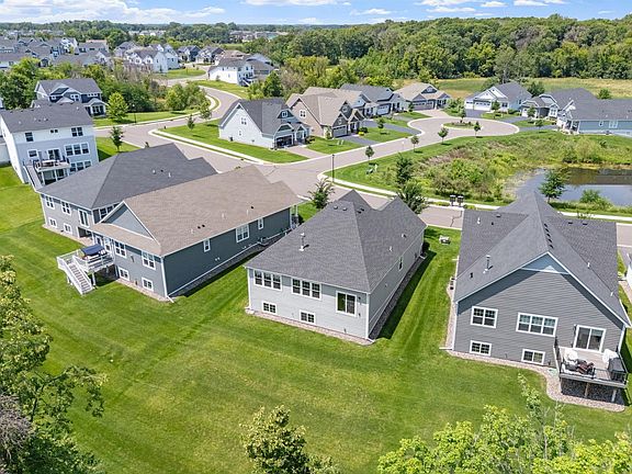 3rd image of 6726 Black Oak Ln