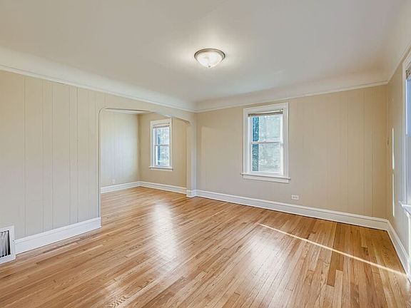 2nd image of 16855 Sayre Ave