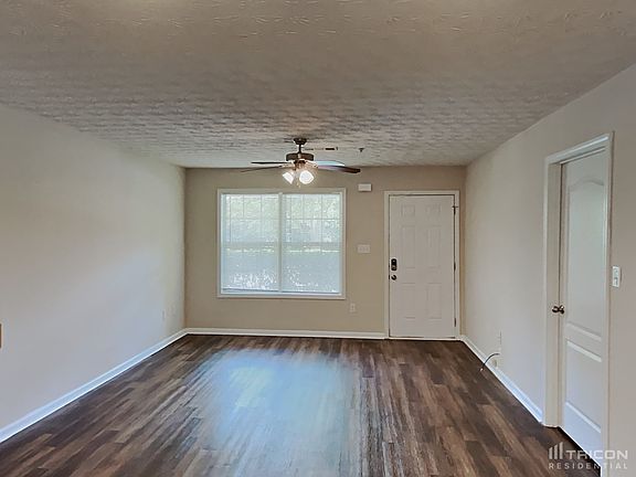 3rd image of 1024 Weatherwood Pl