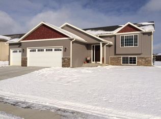 4537 Arctic Fox Rd NW, Rochester, MN 55901