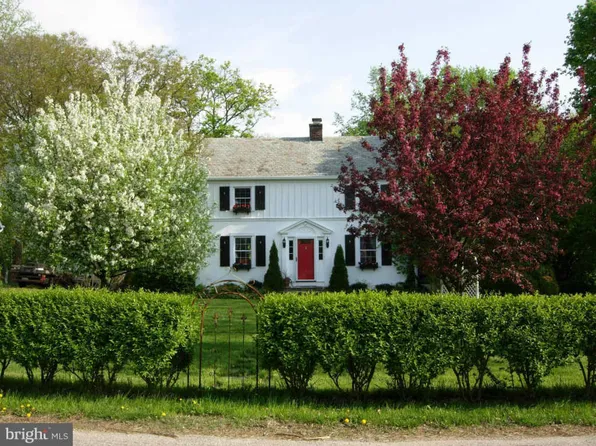 21 Pleasant Hill Rd, Owings Mills, MD 21117