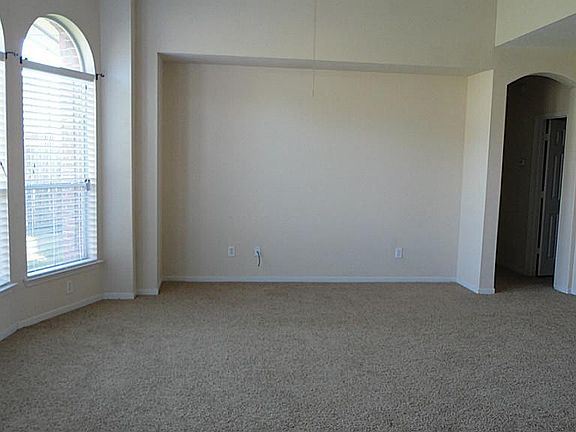 3rd image of 19342 Laguna Woods Dr