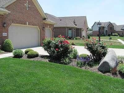 4th image of 2356 Cheviot Hills Ln