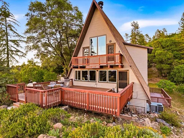19235 Bumpy Rd, Grass Valley, CA 95949