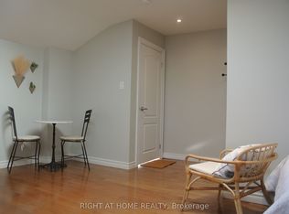 1088 Pearson Dr, Oakville, ON