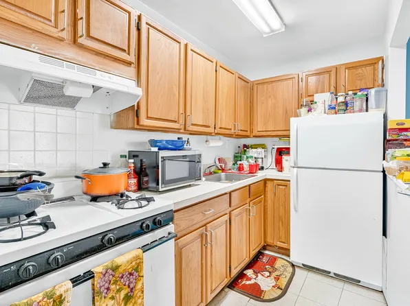 142 West 175th Street image 34 of 38