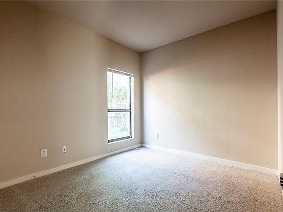 5th image of 4235 Holland Ave