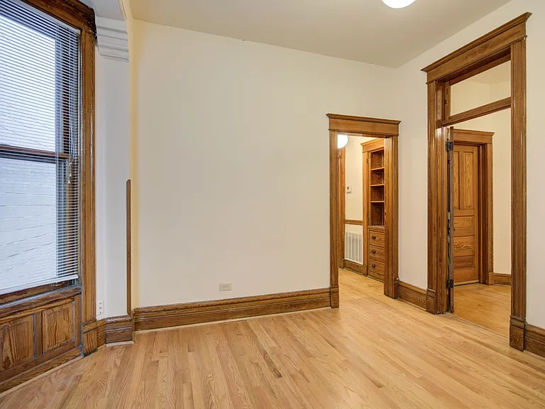 1433 N Wells St #2R — Photo 5