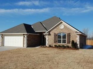 1515 NW 13th Pl, Moore, OK 73160