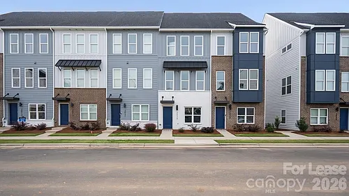 2025 Clarksdale Dr Photo 1