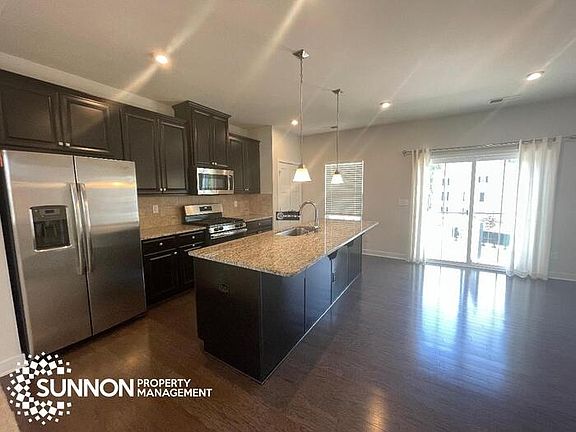 2nd image of 10720 Overlook Mountain Dr