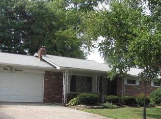900 W Airwood Dr, East Alton, IL