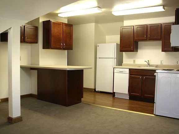 3rd image of 120 W Gorham St #10445559
