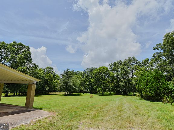 5th image of 892 Thurston School Rd