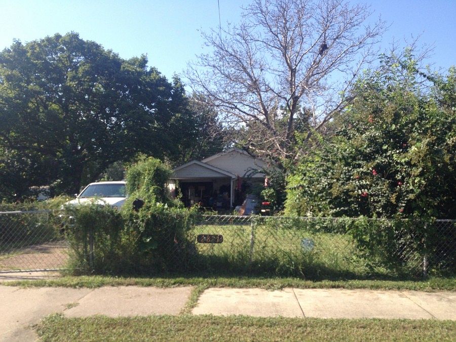 1st image of 2821 Roosevelt Ave