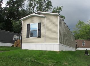 500 Mount Vernon Dr, Imperial, PA 15126