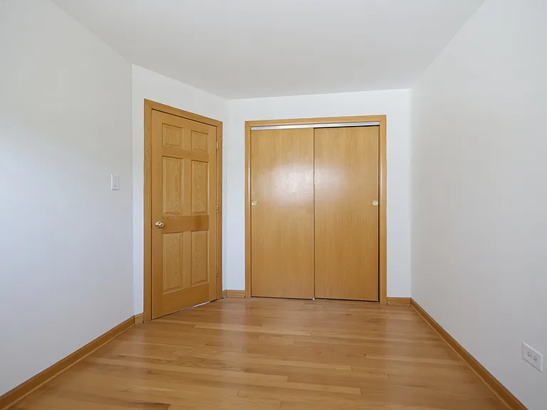 4416 N Kostner Ave #2C — Photo 12
