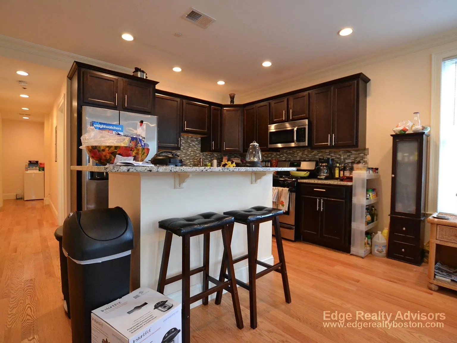 3 bed, 1500 sqft, $3,850 — Photo 2