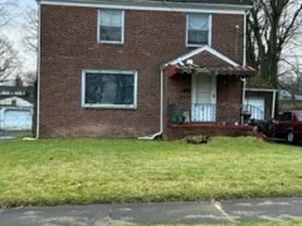 45 Roslyn Dr, Youngstown, OH 44505