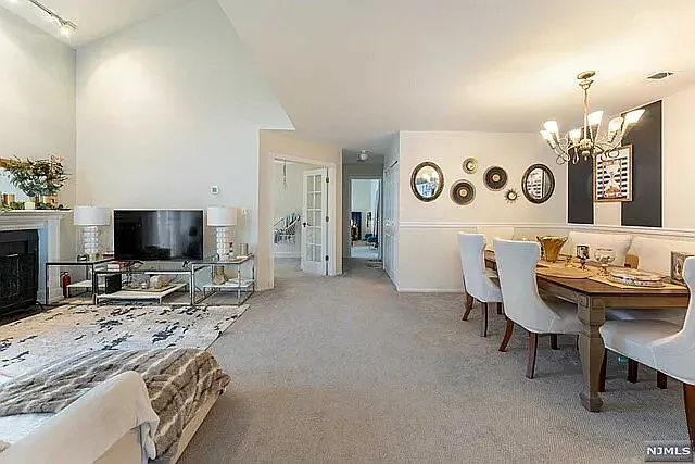 116 Harvest Lane Lincoln Park — Photo 4