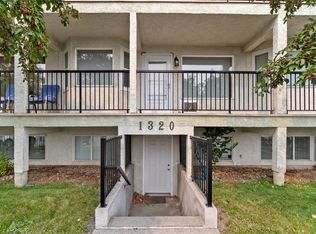 1320 Selkirk Ave #4, Kamloops, BC V2B1V7