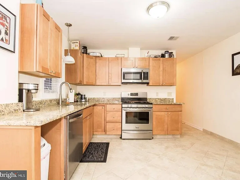1413 S Broad St #1 — Photo 9