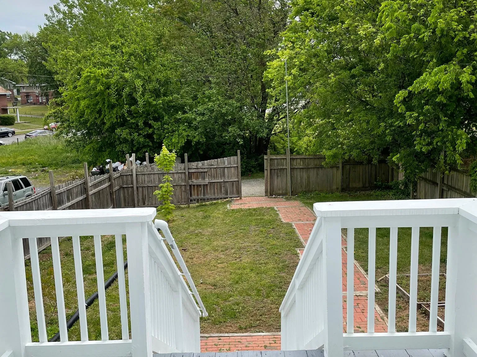 809B Mosby St — Photo 4
